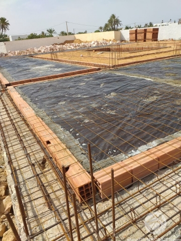 Première étape chantier en cours a Mezraya -                            Vente
                           Notre Chantiers Djerba